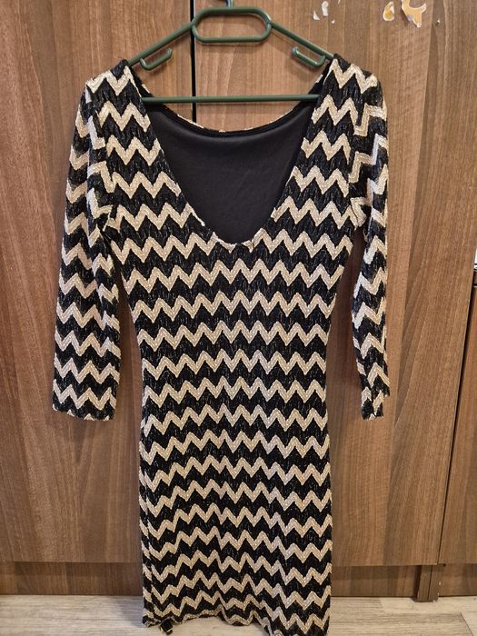 Дамска рокля      .