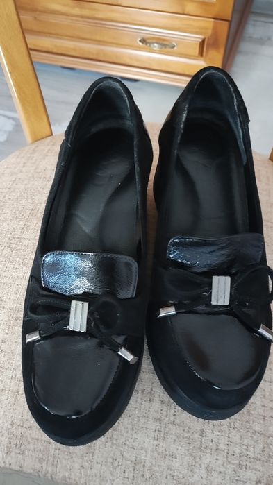 Дамски обувки с платформа