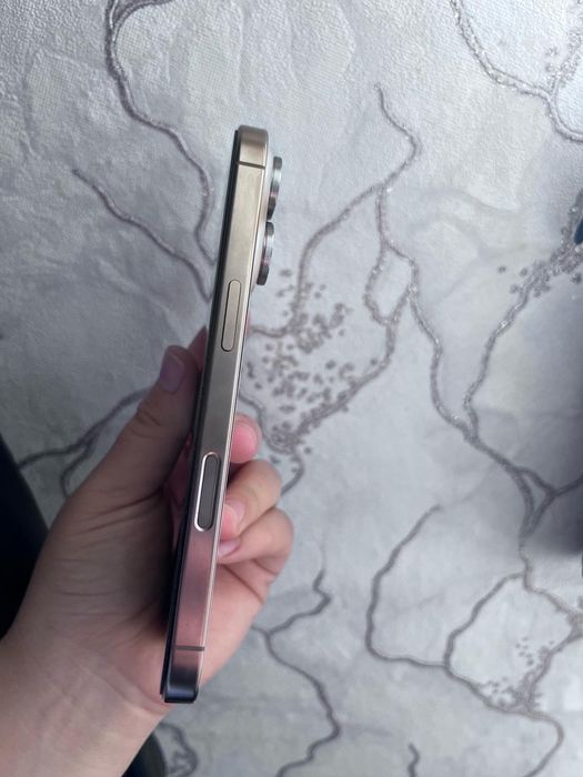 Айфон 16про сатам