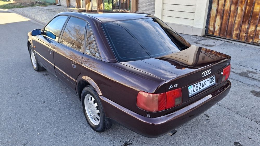 АУДИ А6.    2.0 инжектор