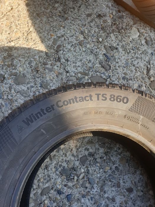 4 anvelope NOI iarna CONTINENTAL 215/65/15 pret per bucata