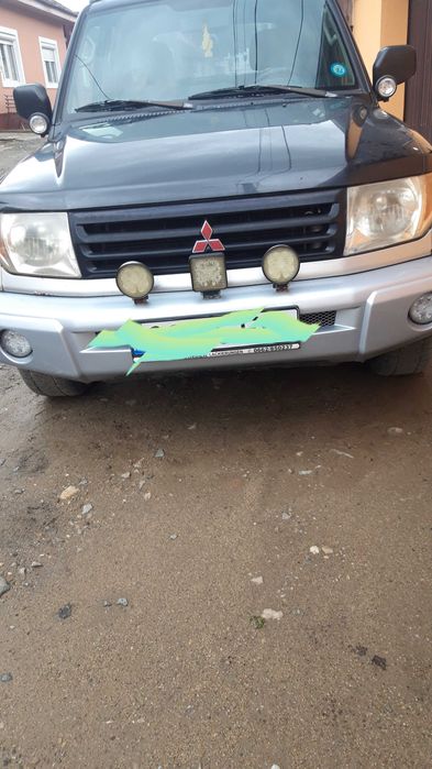 Mitsubishi Pajero Pinin an 2004 motor 1.8 gdi , 4x4 permanent   .