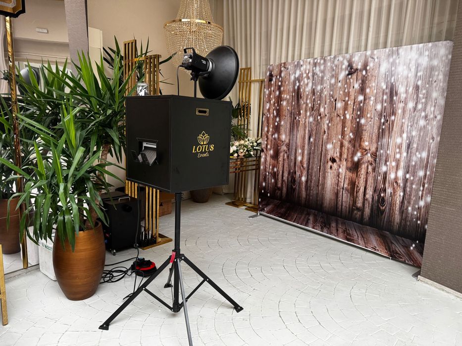 Inchiriez cabina foto