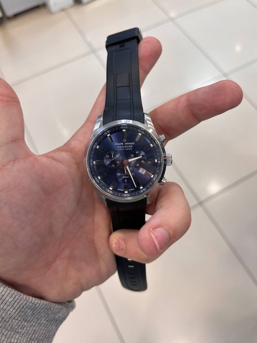 Продам часы claude Bernard