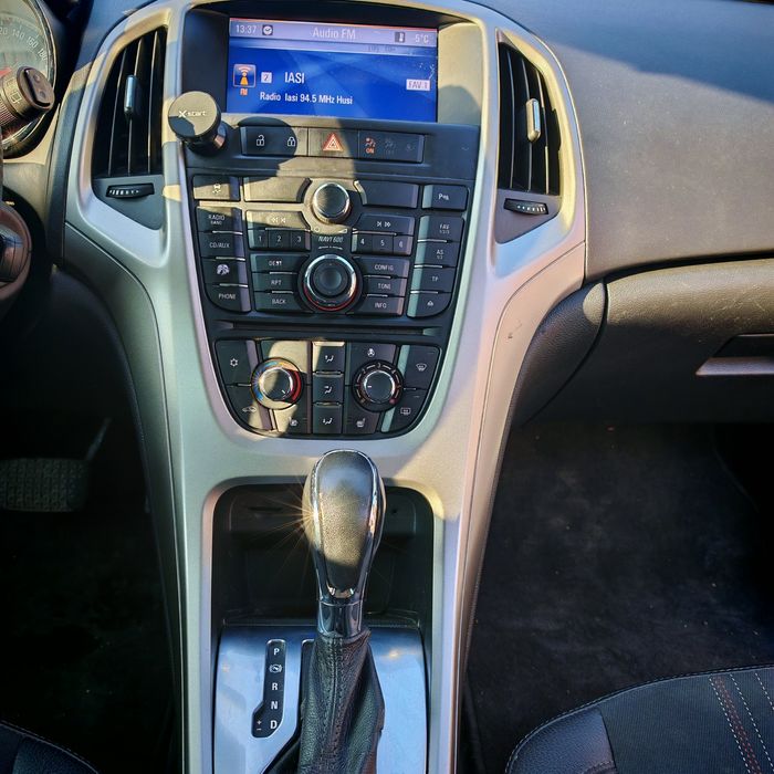 Opel astra j cutie AUTOMATA