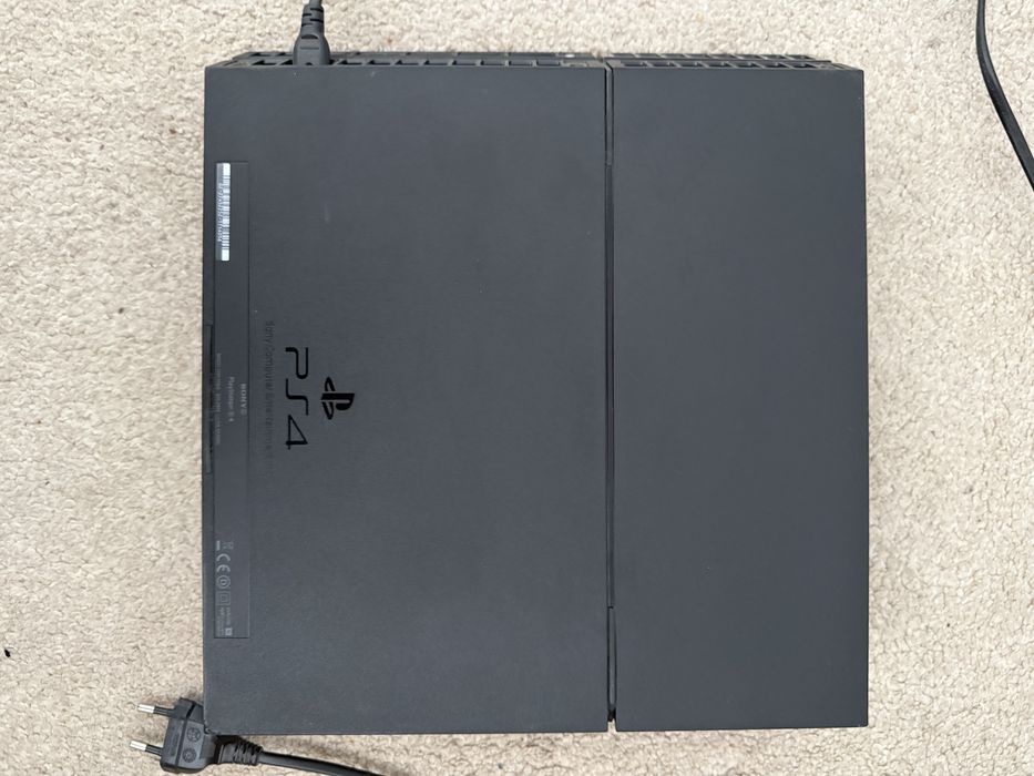 Ps 4 конзола нормален 1TB