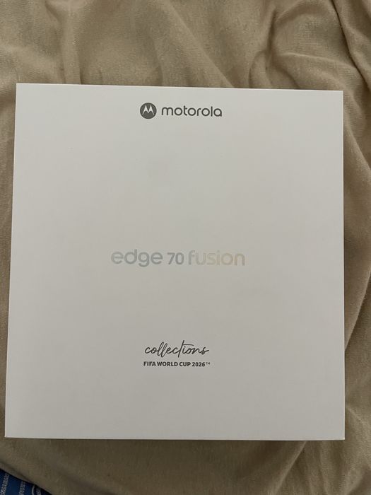 Motorola edge 70 fusion ed WCUP2026 sigilat + casti