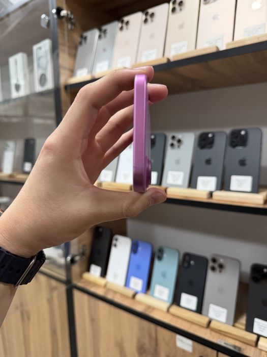 iPhone 16 Plus 128GB