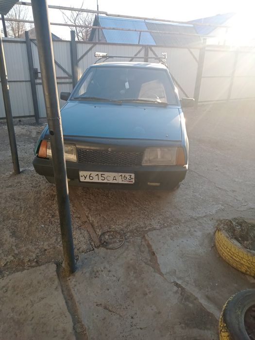Продам девятку 2000г состояние норма, мотор идиально  влажение покузов