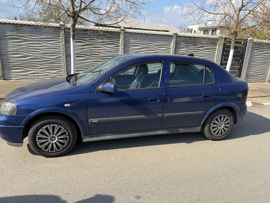 Vând Opel Astra 1.6 benzina