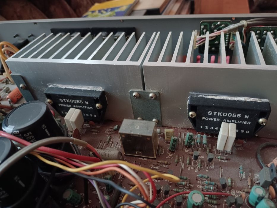 Linie audio Thomson identic Nordmende sau Continental