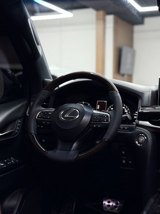 Lexus LX570 Super Sport