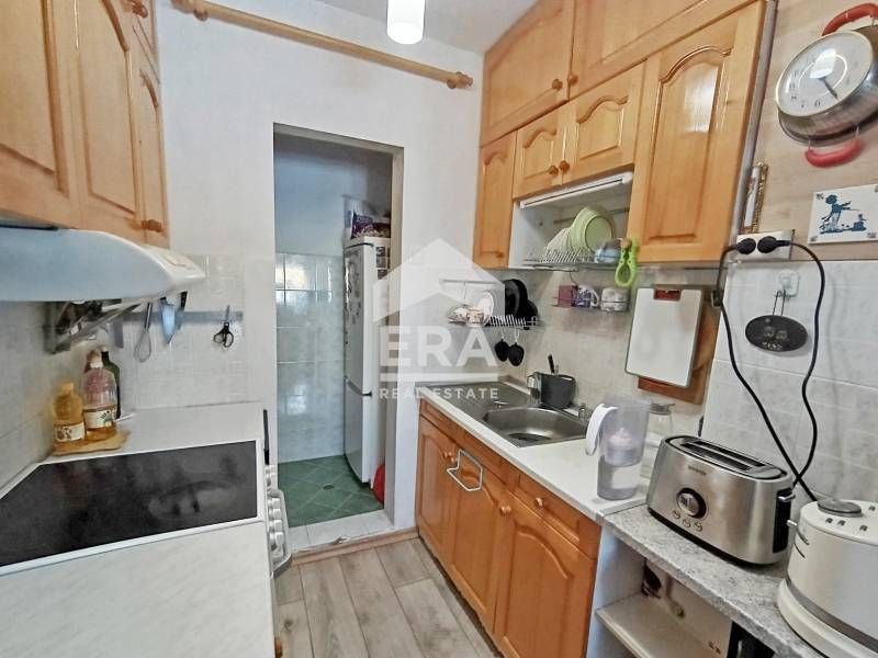 Продава се Тристаен апартамент в Поморие - 97 кв.м за 841 €/кв.м - Снимка #3