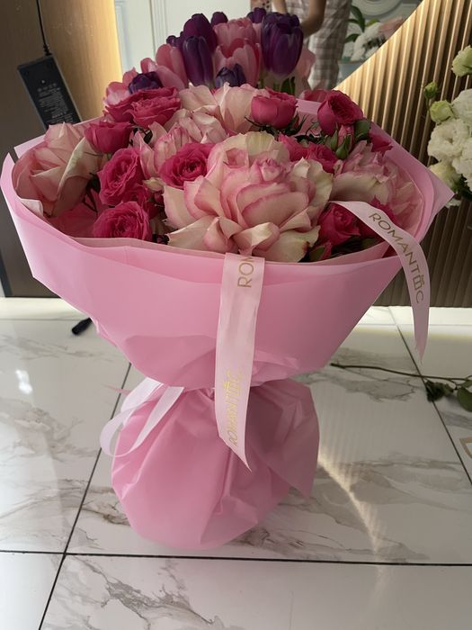 Букет цветов розы