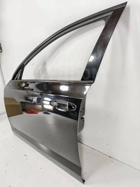 Передняя левая двкрь Skoda Octavia A7