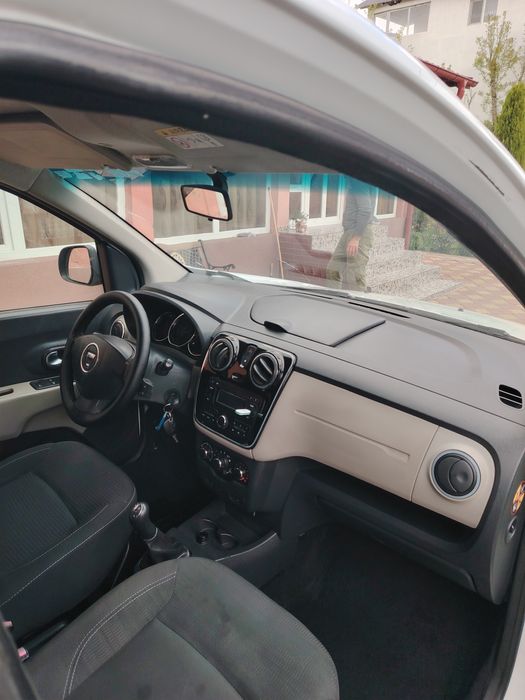 Dacia Loggy 1.5 diesel / An 2017 E6 / 7 Locuri / full