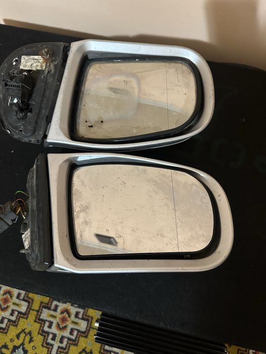 Продам зеркала от мерседес 210