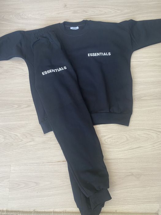 Essentials tracksuit