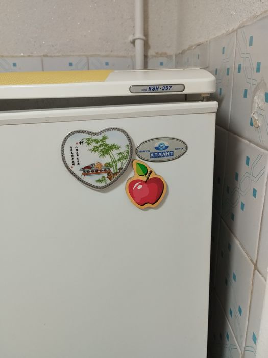 Продам холодильник Атлант