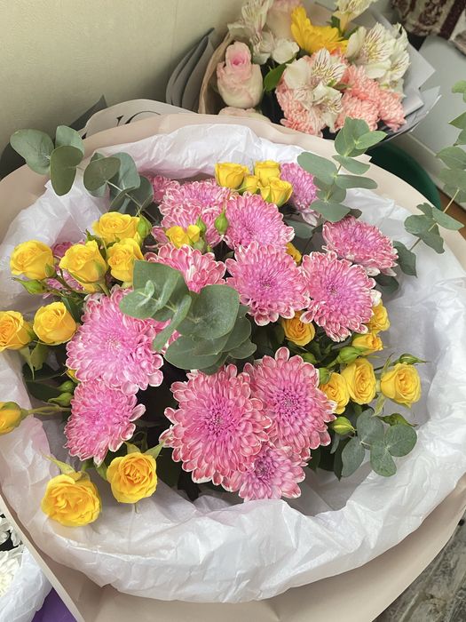 Свежие букеты цветов