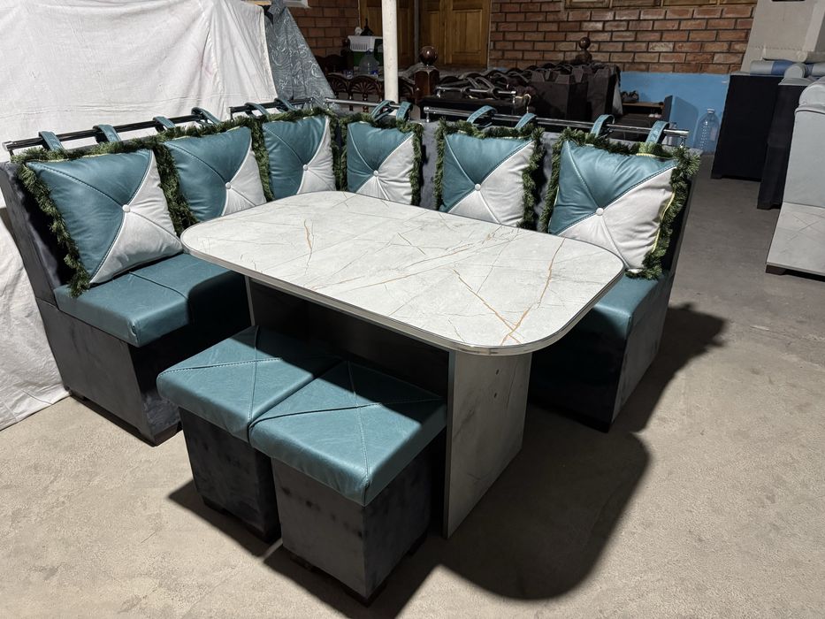 Продаётся кухоные уголки