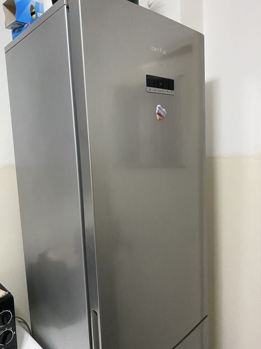 Frigider Arctic AK60355NFEMT+ no frost 362litri combina frigorifica