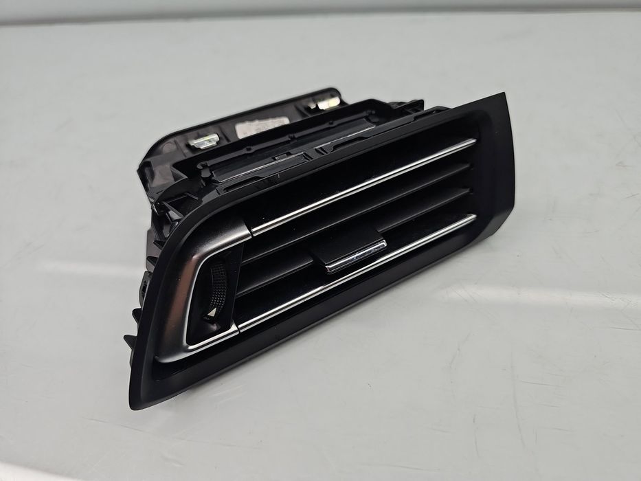 Grila aerisire dreapta PEUGEOT 308 II GT-Line [Fabr 2019-2021] 130382