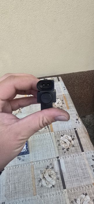 Pierburg  Превключващ клапан