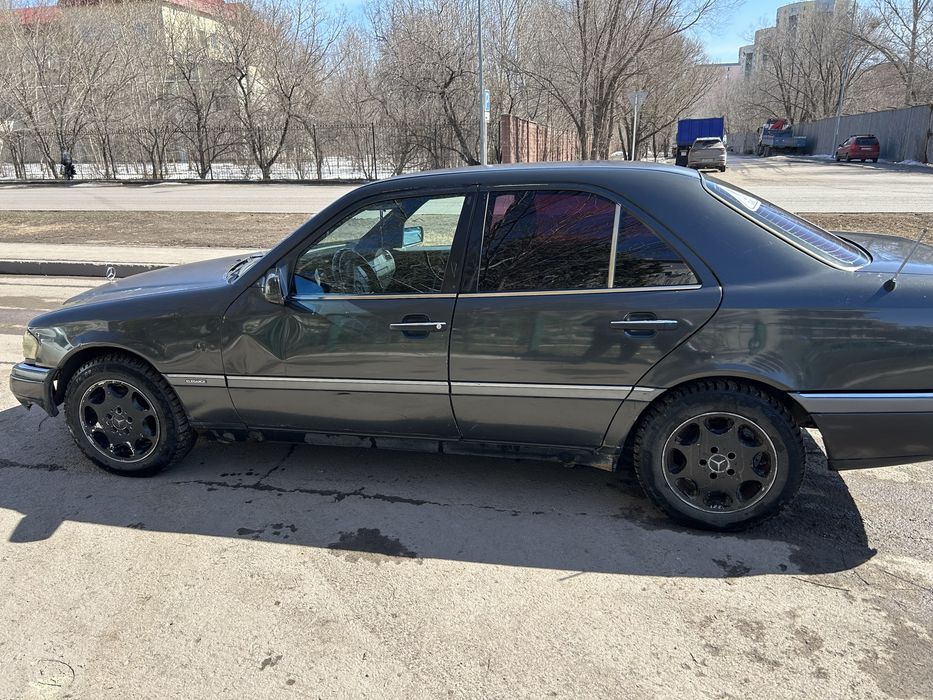 Мерседес.    ПРОДАМ