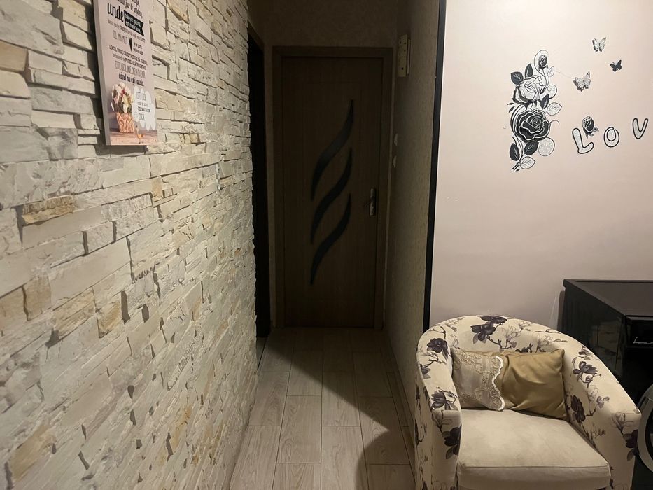 ÎNCHIRIERE apartament 3 camere