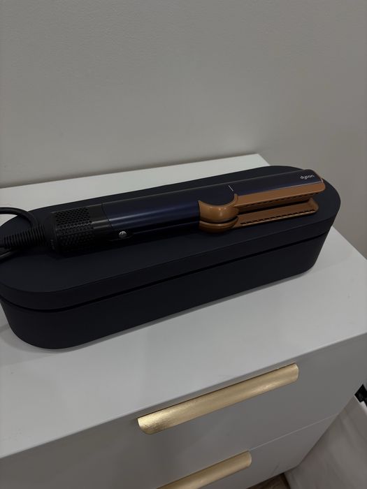Dyson Airstrait 1:1 Luх