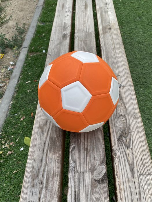 Мяч кикерболл оранжевый