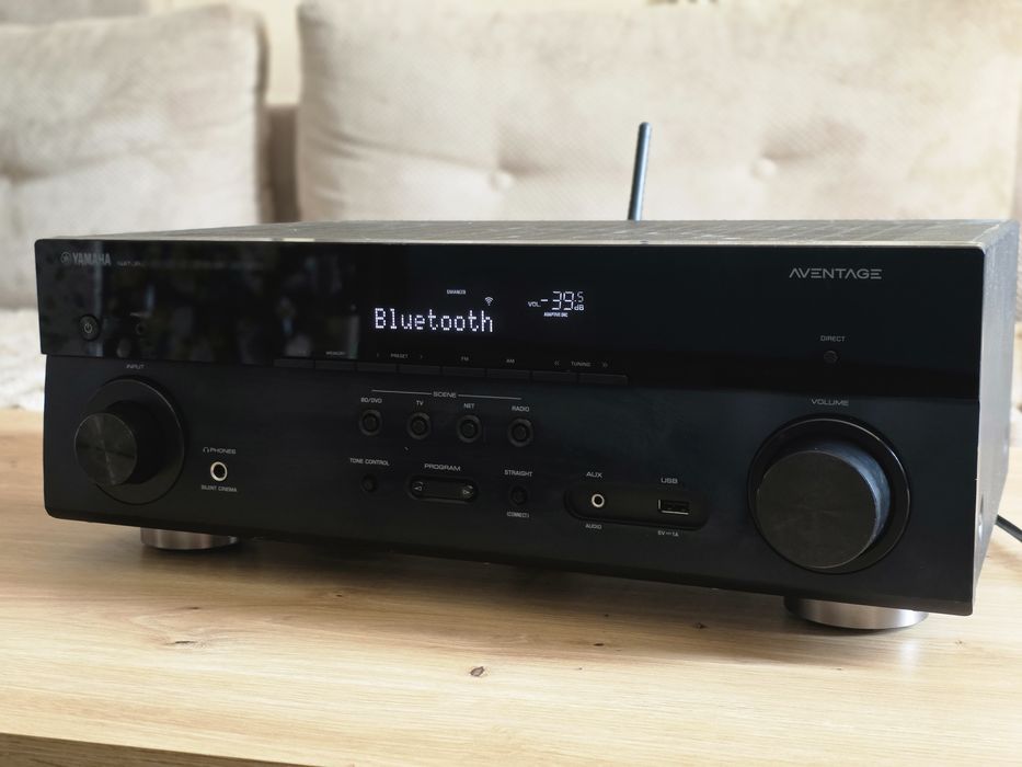 Receiver Amplificator Yamaha RX-A660 7.2 chanel 4K Dolby Atmos-  HDMI Arc Internet Bluetooth Spotify Bi-Amp