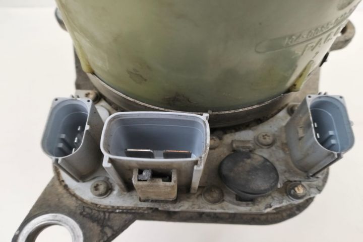 Pompa  Servodirectie 4M513K514BF Ford C-Max prima generatie seria