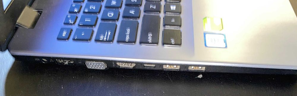 Asus Vivobook F542U I7