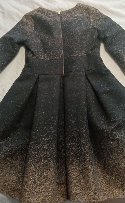 Елегантна дамска рокля