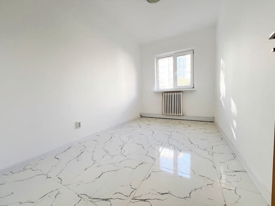 Proprietar/Spatiu zimbru/dacia/3 camere 2 bai/intrare bulevard/liber