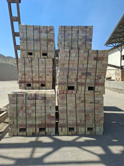 Хом гишт Кирпич есть упаковка и без. Пишган гишт. Пишкан гишт