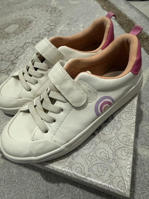 Продам кроссовки 32 размера