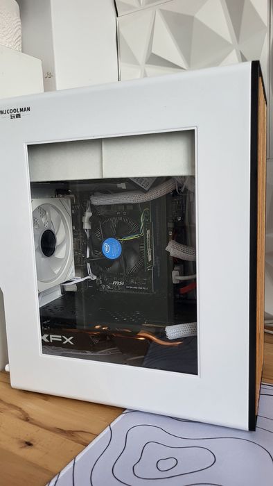 Calculator i3-9100 3.60GHz placa video rx580