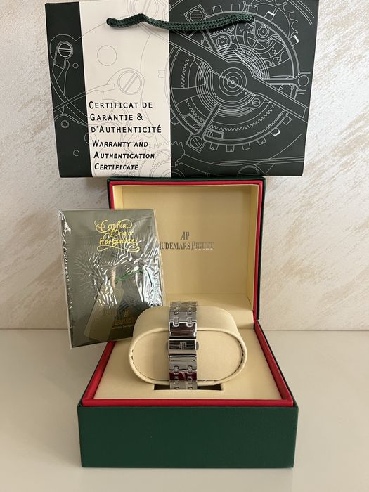 Audemars Piguet (AP) Royal Oak Chronograph