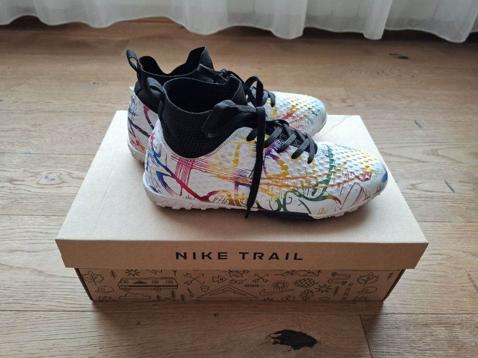 Детски футболни стоножки