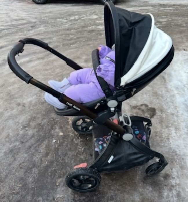 Коляска с 2 насадками