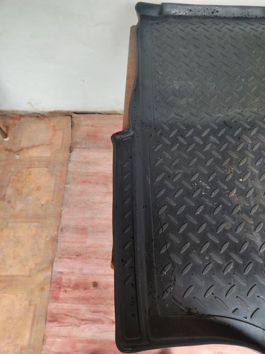 Коврик для багажника