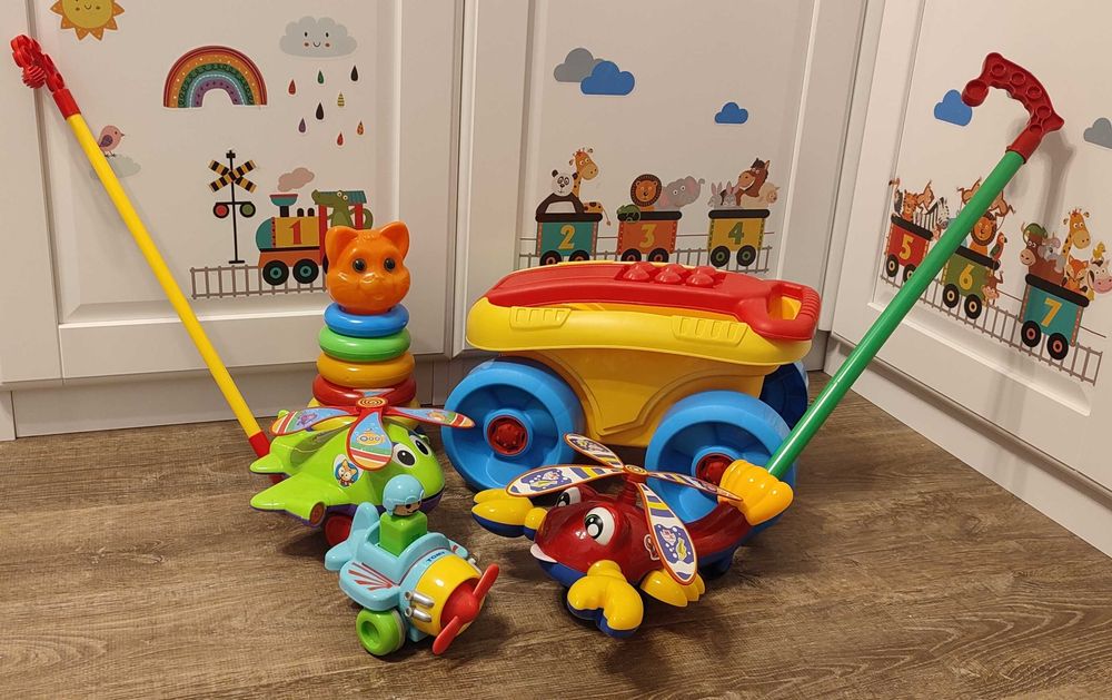 Играчки бебешки и детски