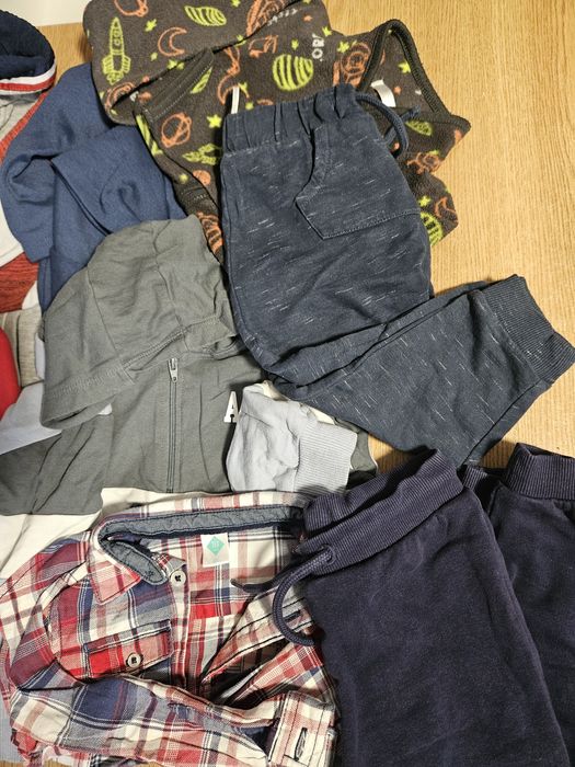 Lot haine de baieti, marimea 86-92 cm, 2-3 ani