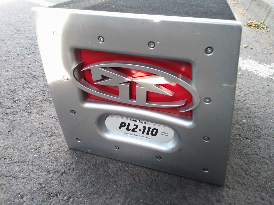 subwoofer auto Punch Rockford Fosgate 200W rms 400w muzical