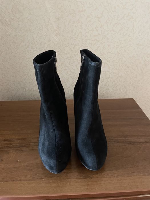 Продам сапоги 3000 тг