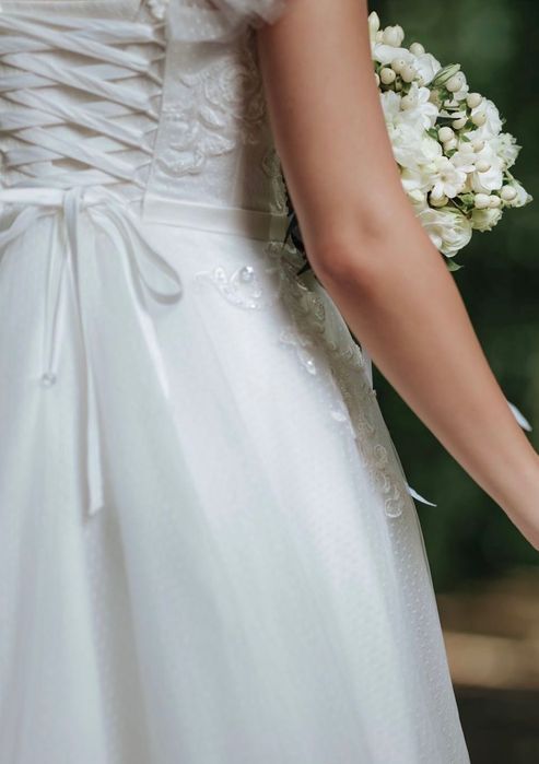 Rochie mireasă purtată doar la biserică