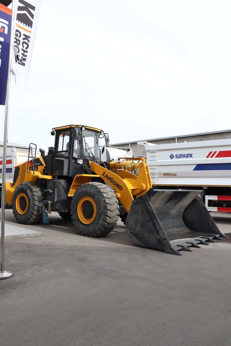 Фронтал Погрузчик 3,3 кубали, Базада мавжуд, Кредит/Лизинг